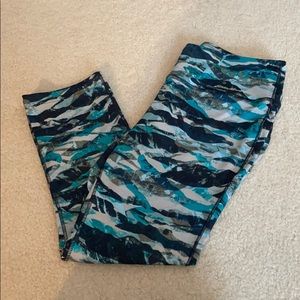 Eddie Bauer Athletic Capris